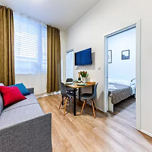 https://apt-rezidence-mozart.praguehotelsweb.com